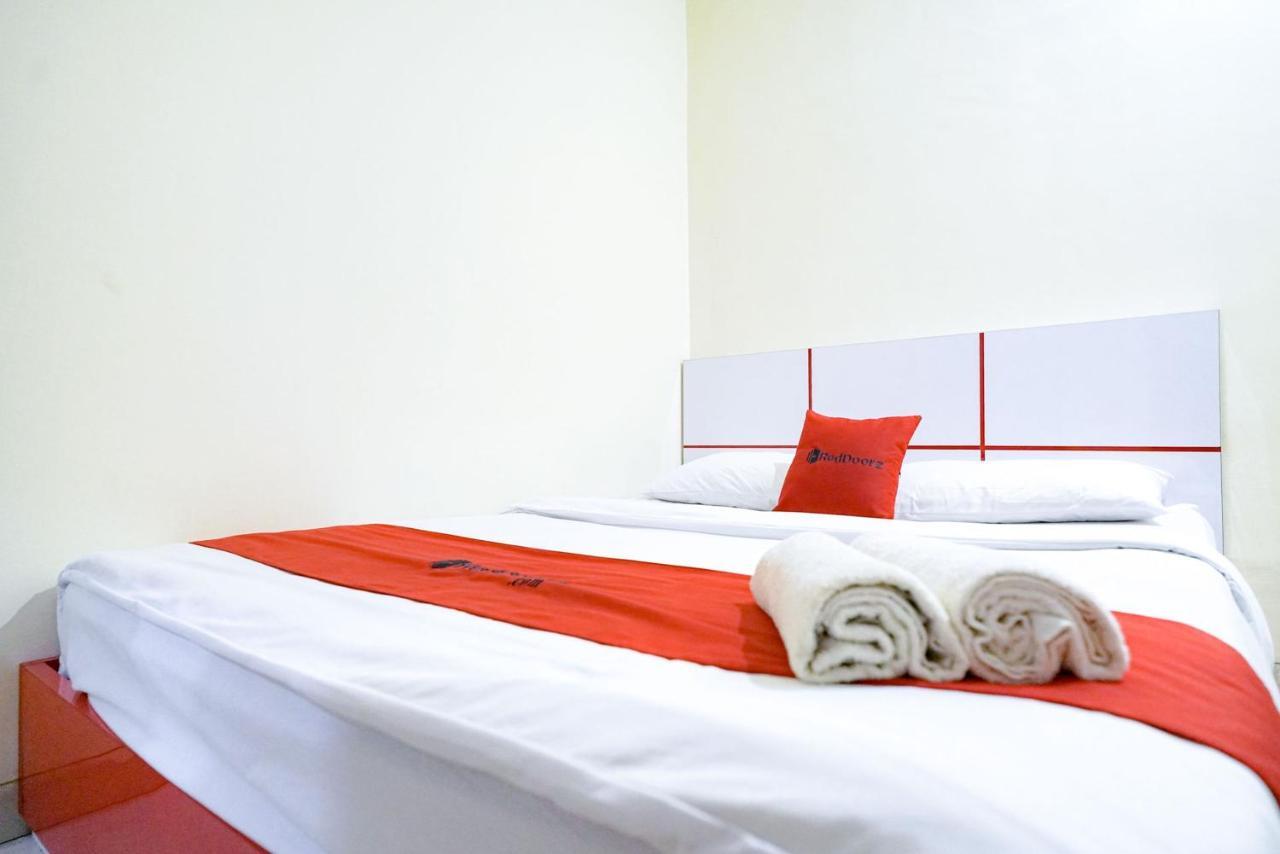 Reddoorz At Buah Batu 5 Hotel Bandung Buitenkant foto