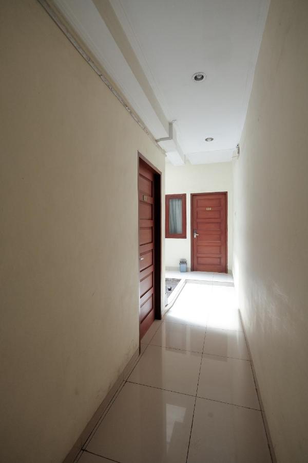 Reddoorz At Buah Batu 5 Hotel Bandung Buitenkant foto